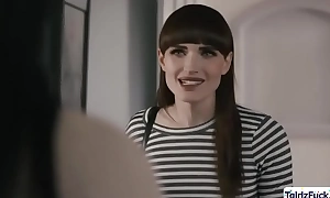 Slim trans woman bangs roommates pussy